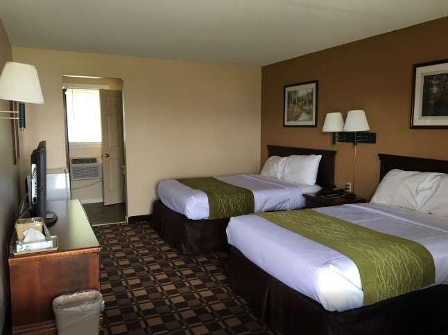 Cabot Inn & Suites Lancaster Szoba fotó